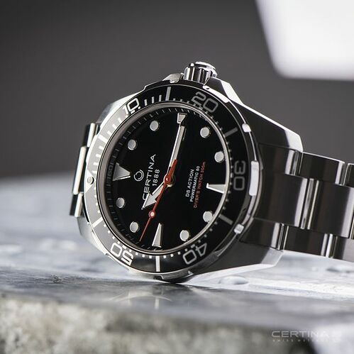 ds-action-diver-powermatic-80_c032.407.11.051.00_2018.02.28_sm