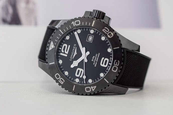 Longines-HydroConquest-Full-Black-Ceramic-L3.784.4.56.9-3