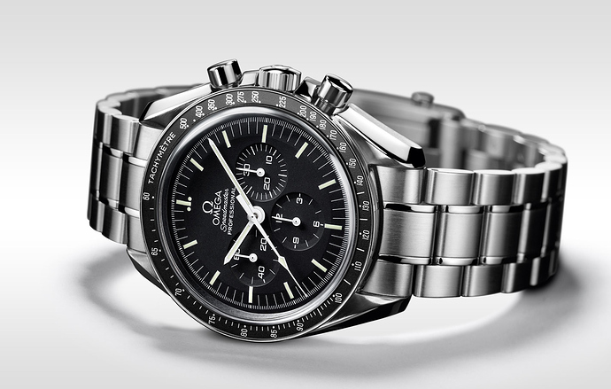 Omega Speedmaster 311.30.42.30.01.005 pack shots (2)