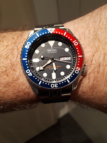 1573403941882501994162931318768