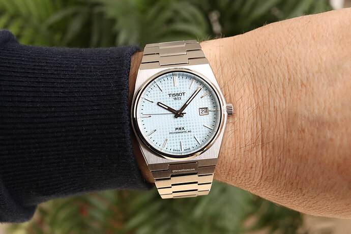 Tissot-PRX-Powermatic-80-Ice-Blue-Horas-y-Minutos-04