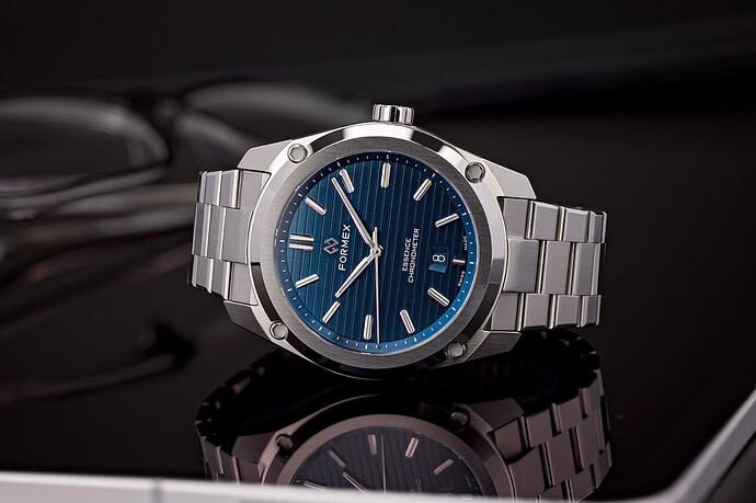 Formex-Essence-FortyThree-Automatic-Chronometer-ref.-0330.1.6331.744