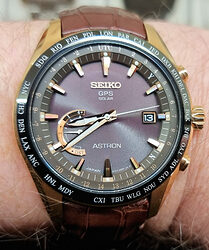 Seiko Astron SSE096J1