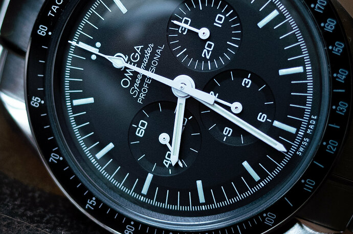 omega (2 van 8)