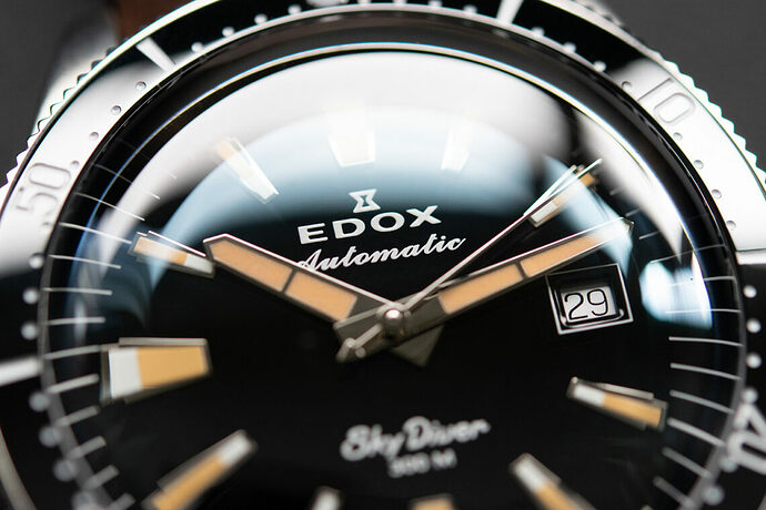 Edox-SkyDiver-Limited-Edition-3-1140x760