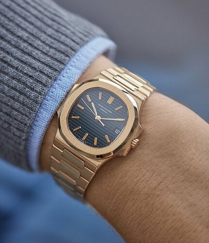 Patek_Philippe_Nautilus_3800_yellow_gold_watch_at_A_Collected_Man_London6