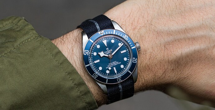 tudor-black-bay-58-navy-blue-1