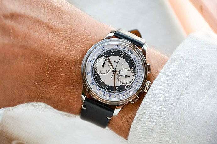Longines_Heritage_Classic_Tuxedo_Chronograph_2020d_ch24pl
