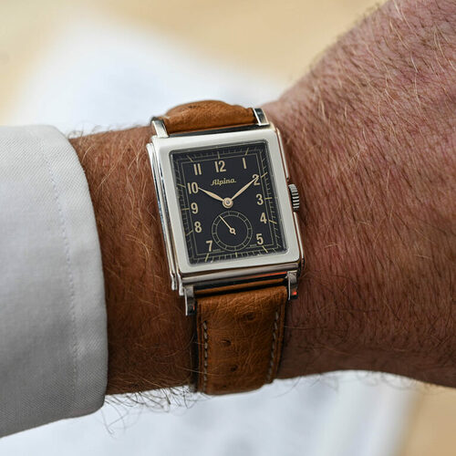 Alpina-Heritage-Carree-Mechanical-140-Years-New-old-Stock-Vintage-Movement-Calibre-AL-490-hands-on-review-2-768x768