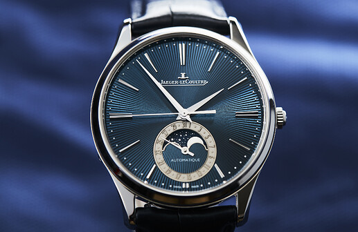JLC-Master-Ultra-Thin-Enamel-moon-3