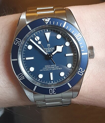 748f81469ffb1565719d9225aabf2b4294e43e6a_2_854x998