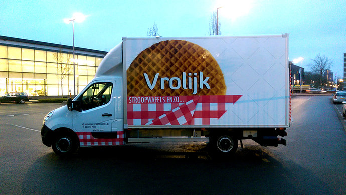 VrolijkStroopwafels_autobelettering
