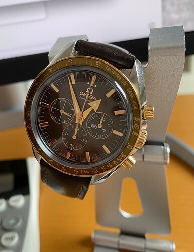 Omega Speedmaster bi-color 26.10.21