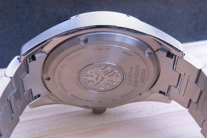 Caseback-achterkant lugs en band  Chronomaster