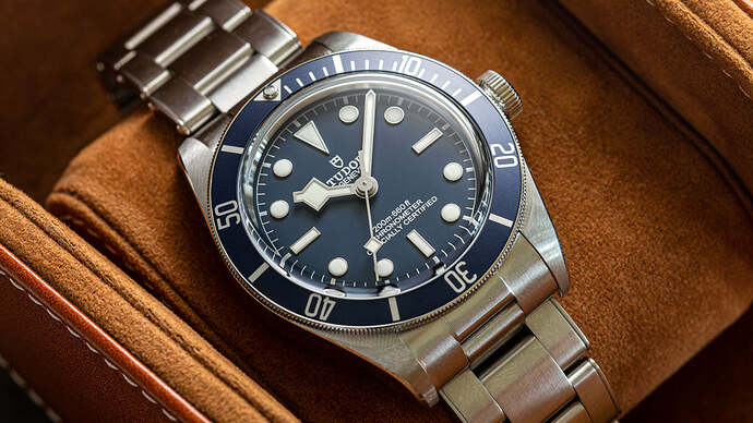 Tudor-Black-Bay-58-Navy-Blue-by-WatchGecko7
