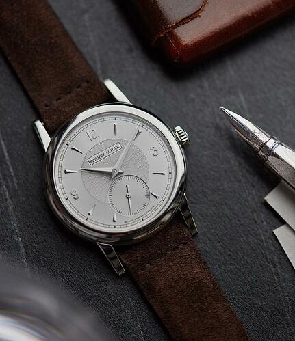Philippe_Dufour_Simplicity_platinum_no_166_handmade_watch_at_A_Collected_Man_London4_720x
