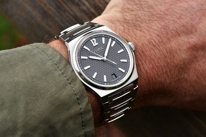 Czapek-And-Cie-Antarctique-Passage-De-Drake-Watch-Roaring-Forties-Ink-15