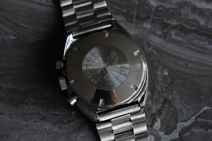 Omega_Speedmaster_MarkII_145014-6