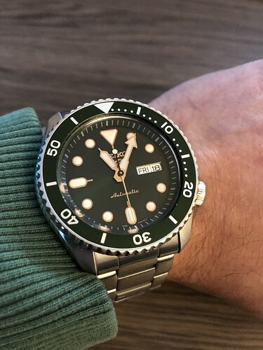 Seiko 5 green