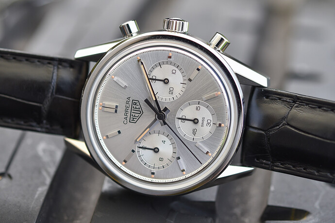 TAG-Heuer-Carrera-160-Years-Silver-Limited-Edition-Review-11