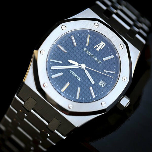 Audemars-Piguet-15300-Royal-Oak-15300