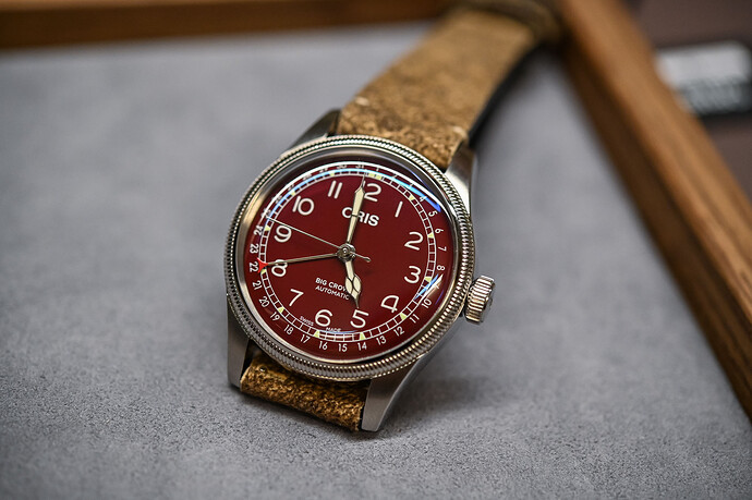 Oris-Big-Crown-Pointer-Date-40mm-Oxblood-Red-Dial-1