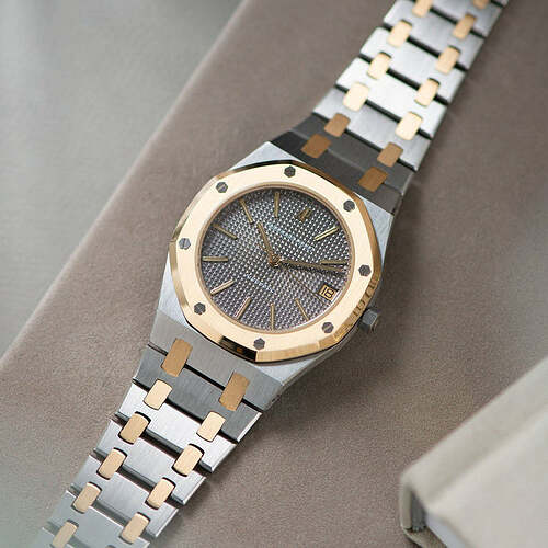 W-623_Audemars_Piguet_Royal_Oak_4100_01_700x