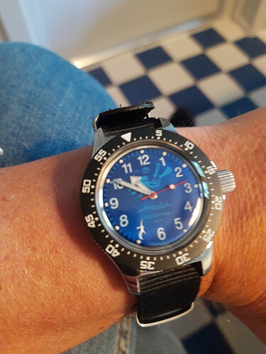 1653641375683481996328935447079