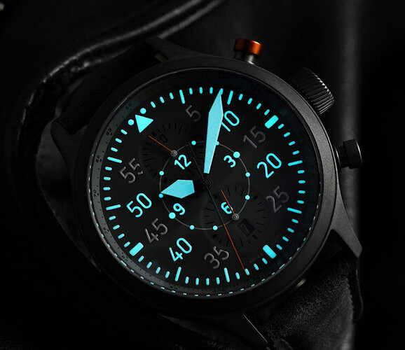 Steinhart-NavB-Chrono-47-007