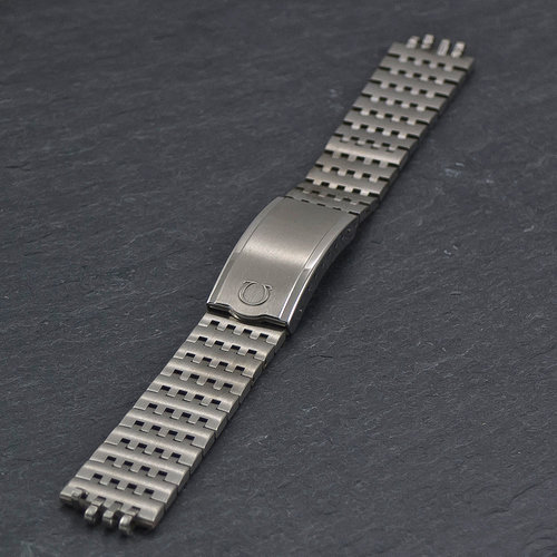 Omega_band_steel_004