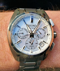 Seiko Astron SSH063J1