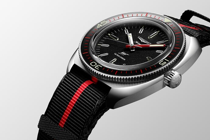 longines-ultra-chron-l2-836-4-52-9-detailed-view-3000x2000-102-1686568609