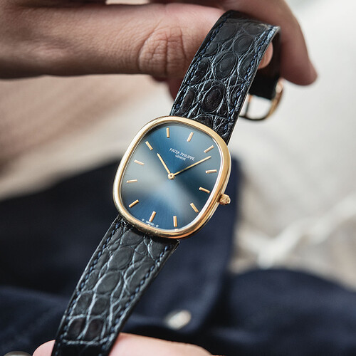 W-876 Patek philippe Elipse 18 k gold blue dial ref 3738 31