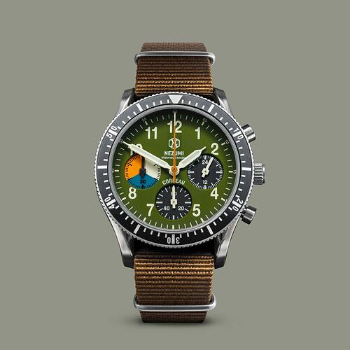 Front-nezumi-corbeau-cq1-402-watch-burnt-nato-strap