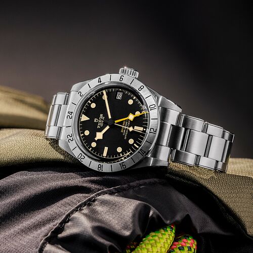 tudor-m79470-0001