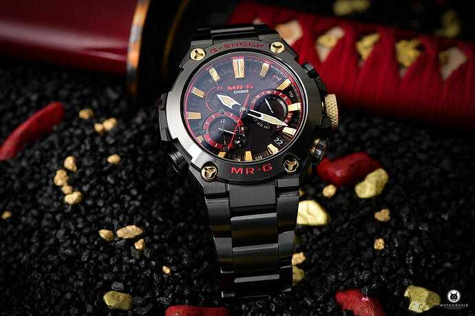 Casio-G-SHOCK-MRG-B2000B-1A4DR-10