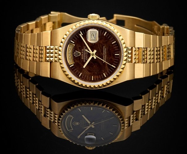 Rolex-Oyster-Day-Date-Egyptian-Walnut-Dial-Ref-19028
