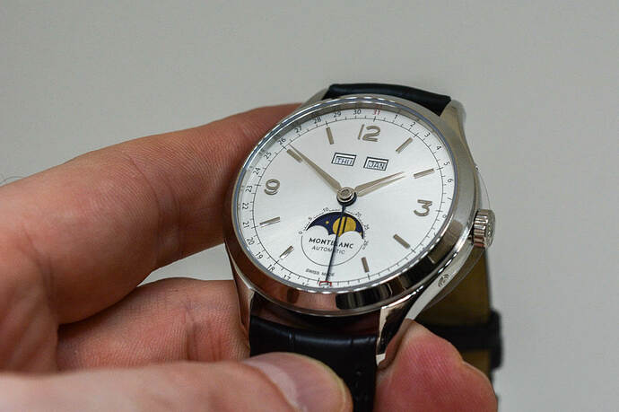Montblanc-Heritage-Chronometrie-Quantieme-Complet-06