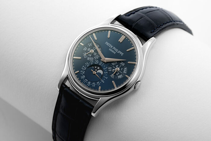watch-club-patek-philippe-perpetual-calendar-platinum-ultra-thin-perpetual-ref-5140p-year-2015-7
