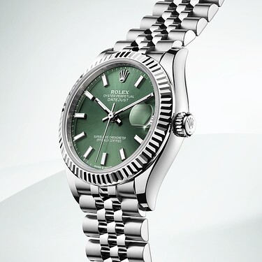 family-page-datejust-roller-03-m278274-0018_2010jva_001_new_portrait