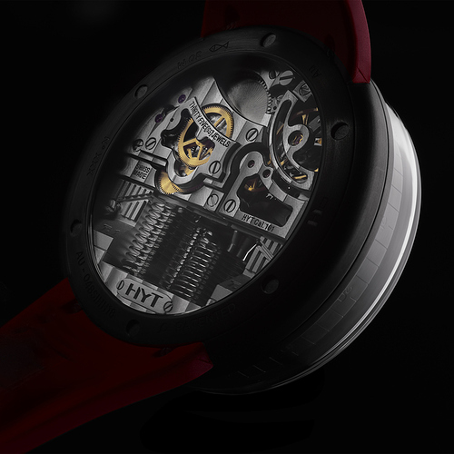 HYT-H0xEauRouge-CloseUp-2-thumb-660xauto-36883