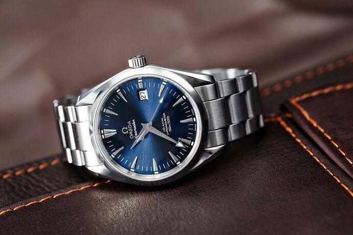 omega_seamaster_aqua_terra_2500_w_rare_sunburst_blue_dial_1557796866_90e62f4d_progressive