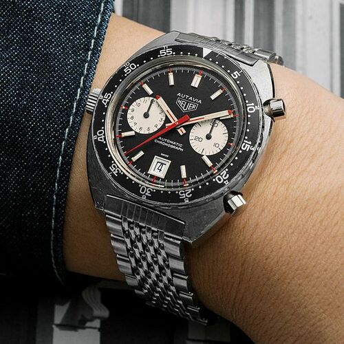 most-iconic-racing-and-automotive-watches-refresh-lead-645cf2b9952bc
