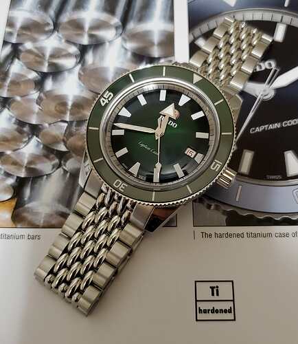 R32505313-2