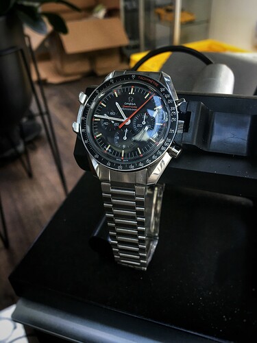 Omega Speedmaster Ultraman (15)