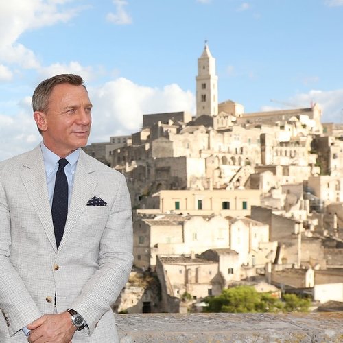 James-Bond-Summer-Suit-(1)