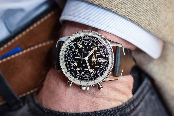 Breitling-Navitimer-Ref-806-1959-Re‑Edition-review-3