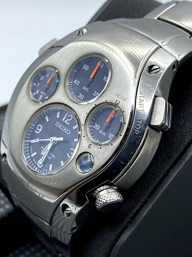 Seiko Sportura Kinetic Chronograph SLQ007