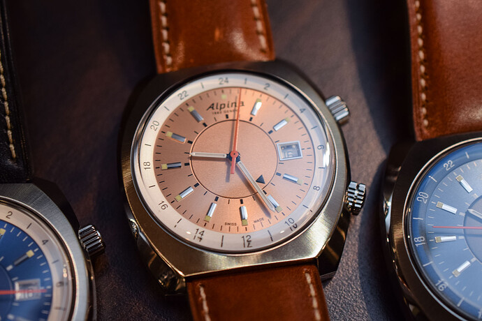 Alpina-Startimer-Pilot-Heritage-GMT-5