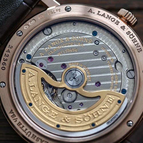 A-Lange-Sohne-Saxonia-Outsize-Date-Pink-Gold-Silver-Dial-381.032-review-8